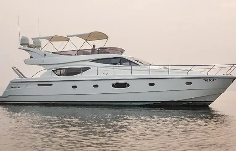 Ferretti 550