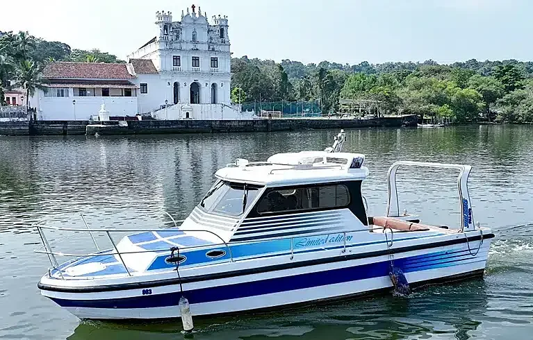 Blue Fin Solaris yacht deck in Goa