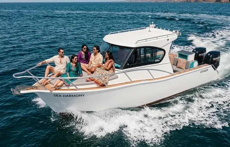 Golden Finn yacht in Goa