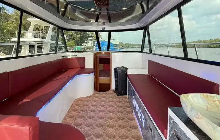 Pearl Harmony yacht interior view