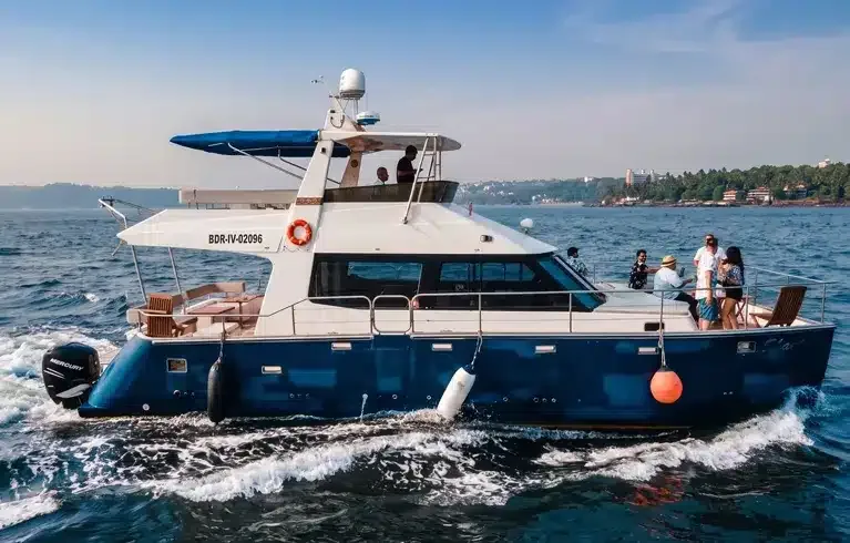 Tacho Catamaran