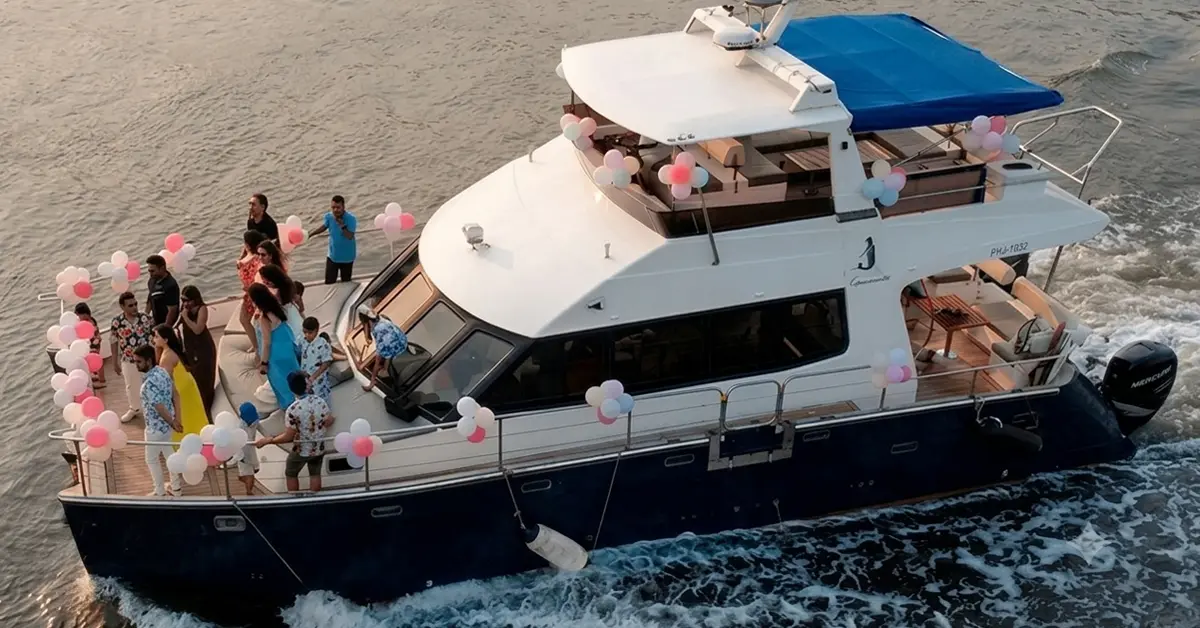 Tacho Catamaran