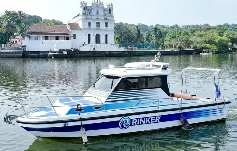 Valentina yacht in Goa